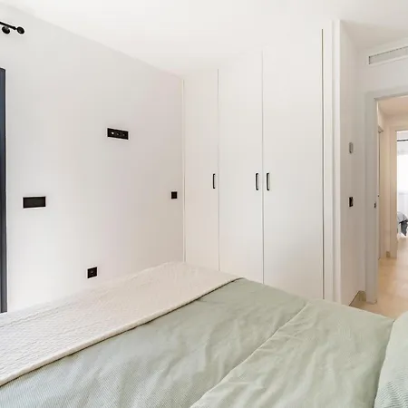 Spacious And Bright 3br House In Great Location Holiday home