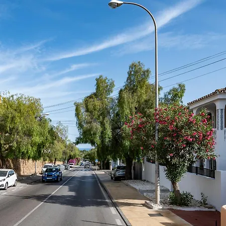 Spacious And Bright 3br House In Great Location מארבלה